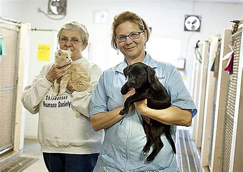 Shiawassee humane society - -THURSDAY’S “BEHIND THE SCENES”- There’s a lot that goes on behind the scenes to keep things running smoothly at SHS! Our friends at Pet Supplies Plus - Owosso, MI and Magoos Pet Outlet are just...